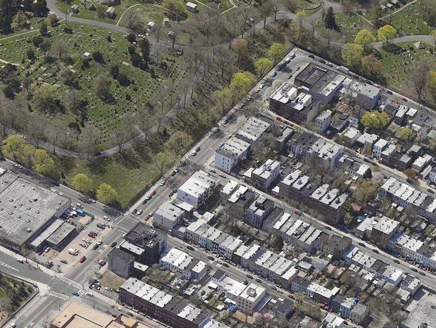 park slope: 7 ave - Greenwood Cemetery